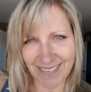 Meet your Posher, Christine